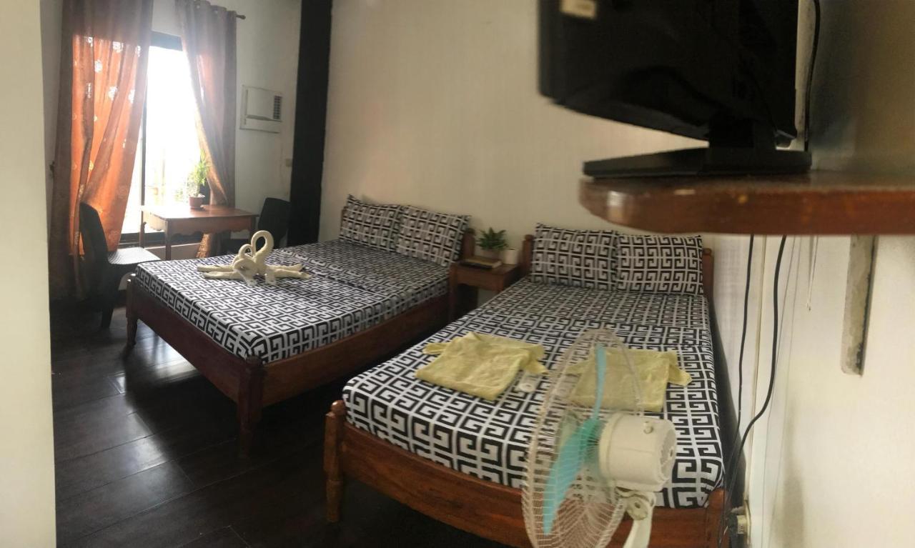 Apartelle De Gabrielle Coron Exteriör bild