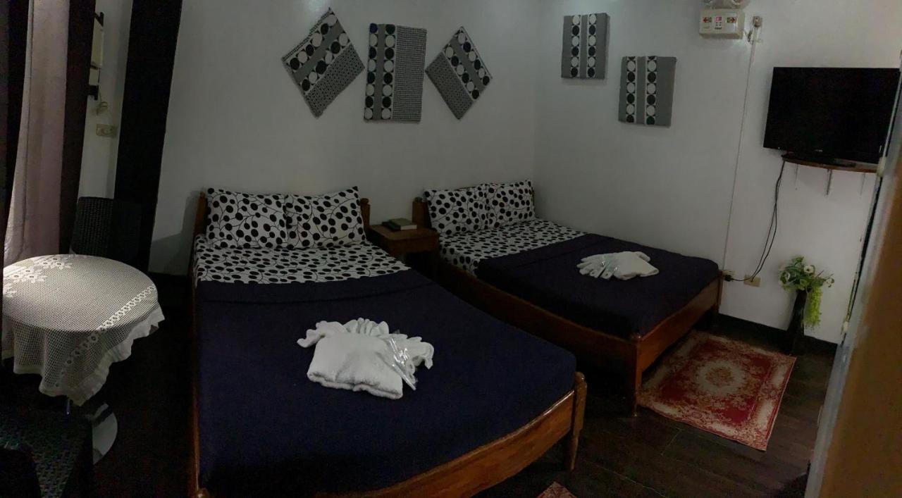 Apartelle De Gabrielle Coron Exteriör bild